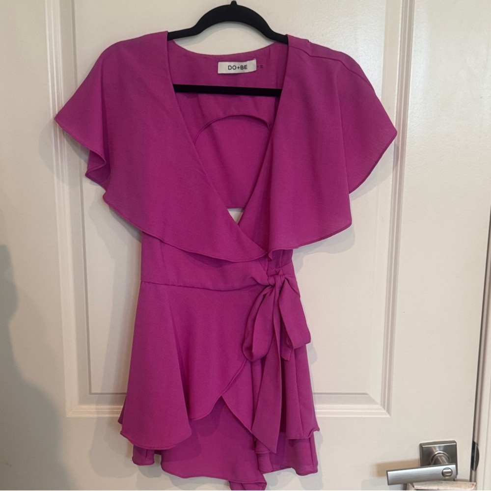 DO+BE Women's Fuchsia Wrap Backless Romper